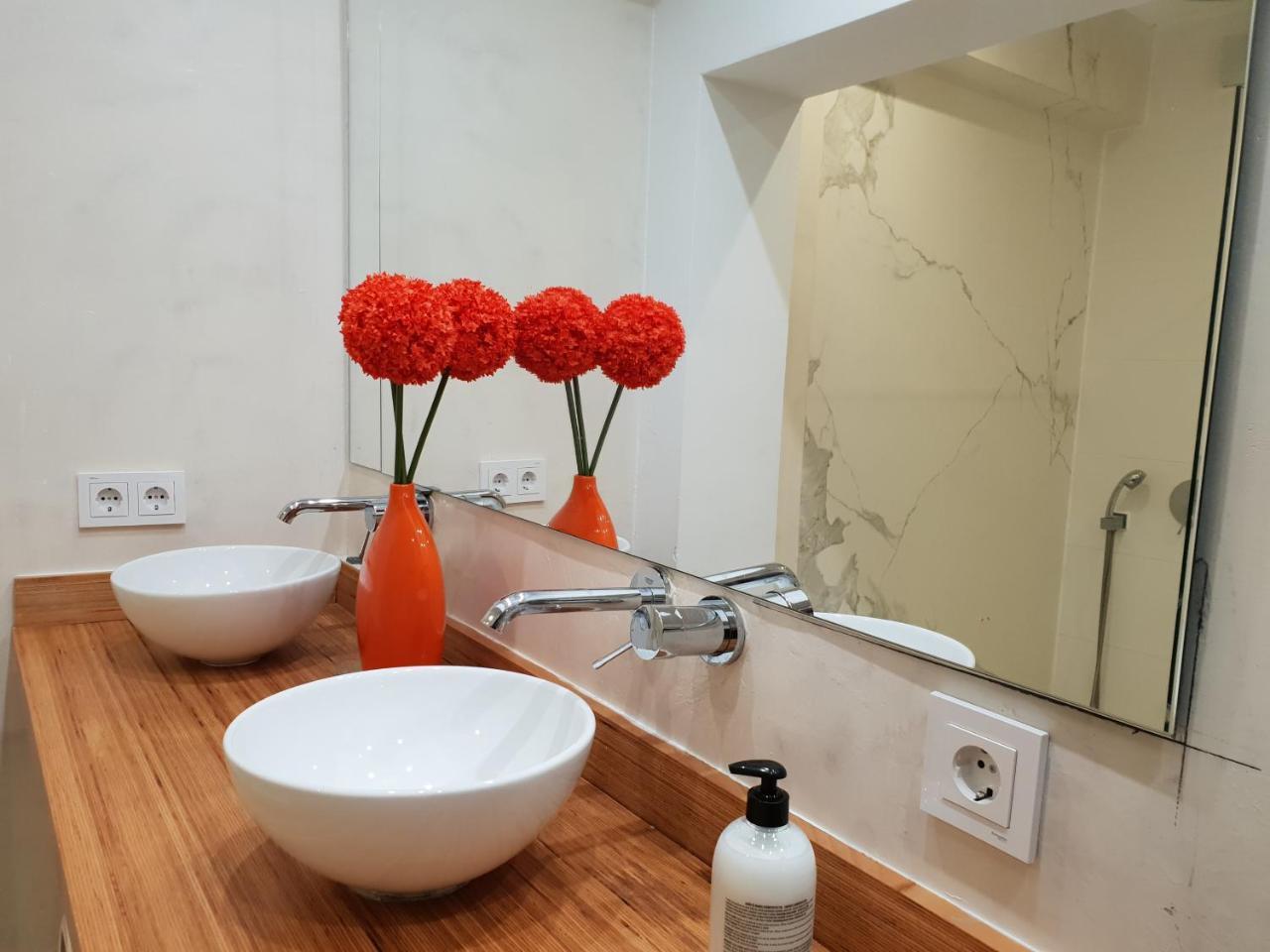 Moderno Y Luminoso Apartamento إشبيلية المظهر الخارجي الصورة